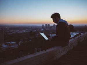 https://www.widgrid.com.br/source/files/c/237/avi-richards-Z3ownETsdNQ-unsplash-868263_300-227-20-0.jpg